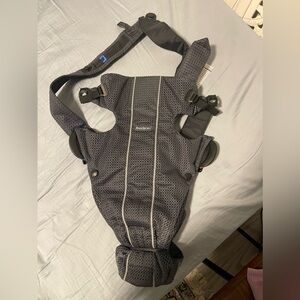 NWOT OOTB Baby Bjorn